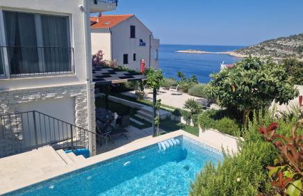 Vila Hrvatska - Photo 28