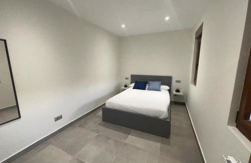 APARTAMENTOS EL ROJU - Foto 17