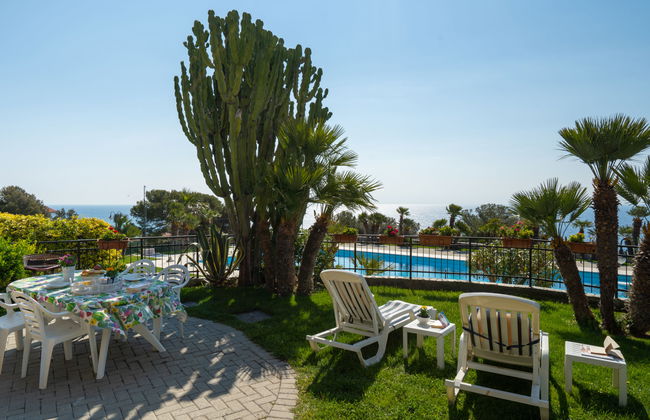 2 bedroom Apartment in Cipressa with swimming pool and garden - Photo 22