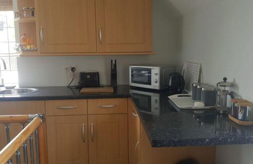 Peaceful self contained Studio in lovely garden. - Photo 9