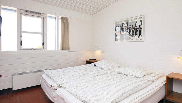 6 Person Holiday Home on a Holiday Park in Saeby - Foto 2, Habitación