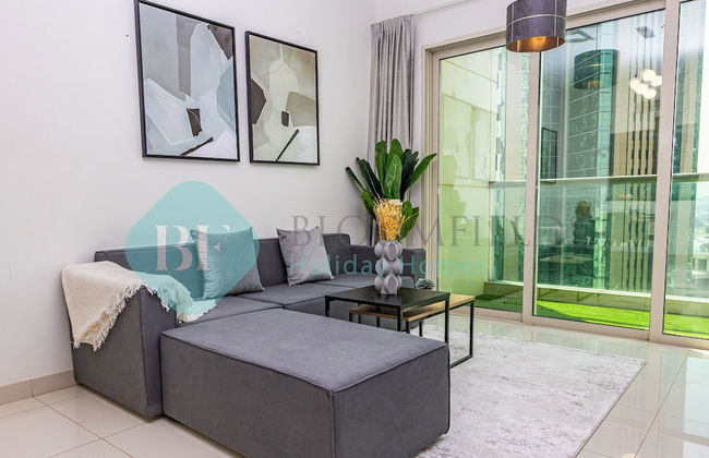 Bloomfeilds Royal 1Br Skyscraper - Photo 3