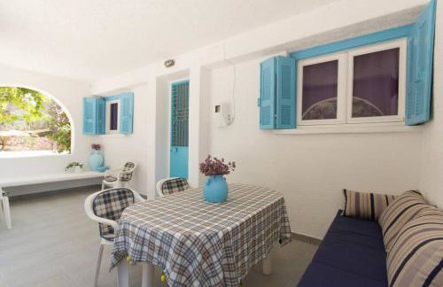 Wave Lullaby, Peaceful Beachfront Retreat in Paros - Photo 33