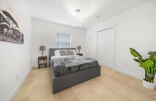 New Tropical Oasis Retreat in Miami - Foto 27