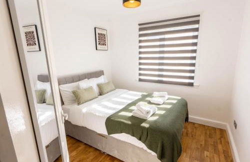 Paisley with Parking & Balcony - Pass the Keys - Foto 31