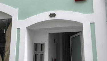 Happy House - Photo 2