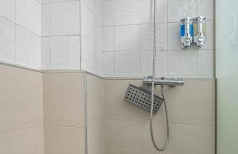 Amplia Casa Familiar con Calefacción, cerca de Sierra Nevada y Granada - Foto 31