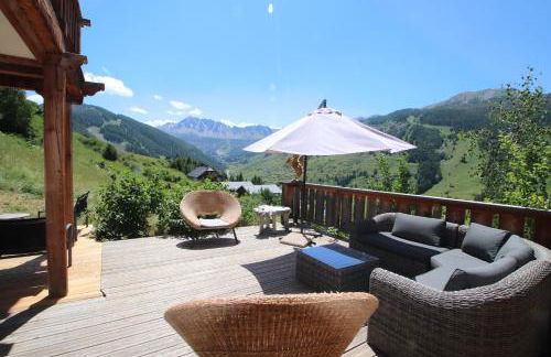 Prestigious Chalet with Pool & Hot tub, Mountain Views for 19 Guests - Foto 10