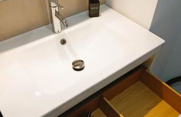 102 - Appart rénové avec grand salon et 1 chambre - Tram et Clinique Mutualiste à 1 min - Foto 19