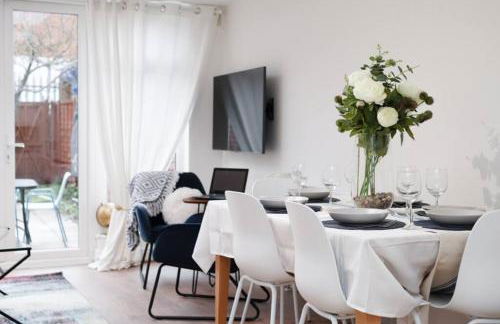 Newly Renovated Modern 4 Bed 3 Bath Apartment London - Foto 17