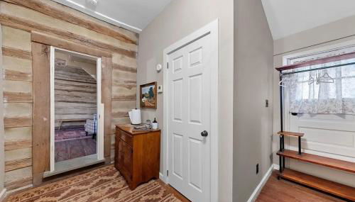 Rustic Augusta Cabin - Foto 4