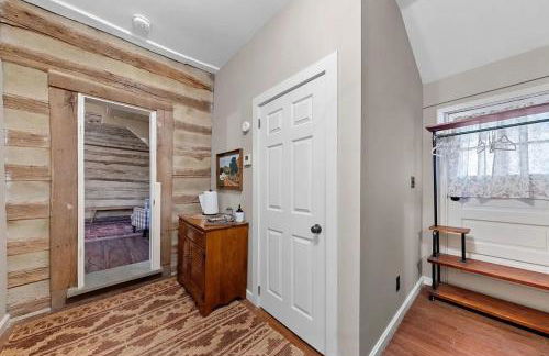 Rustic Augusta Cabin - Foto 4