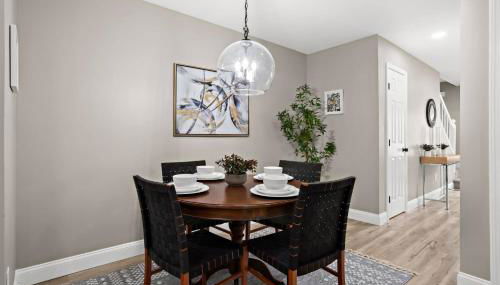 Stylishly Restored Townhome - Convenient access - Foto 4, Other