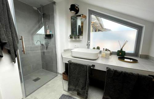 ARYVE® Boutique-Ferienvilla mit Meerblick, Pool und Design-Interieur in Bribir - Foto 9
