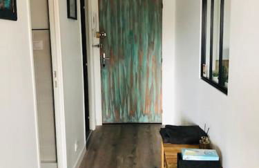 Charmant T2 idéal CV parking privé à la résidence - Foto 16