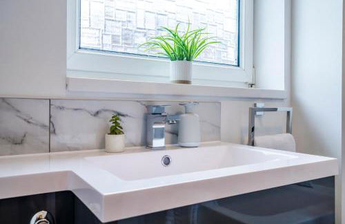 Lovely and spacious 4 bedroom house Burgess Hill - Foto 32