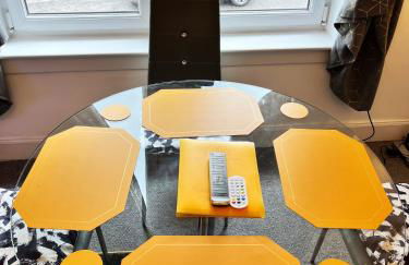 Luxury 2 Bedroom Entire Flat - Self Check in & Check out - Photo 21