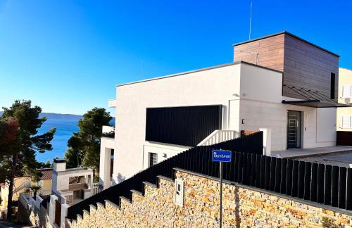 Luxury Beachfront Villa Carlisa - Photo 29