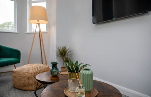 Modern Apartment Free Parking Double Bed Suite 5 - Foto 9