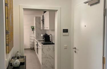 Hochwertige Stilvolle 2 Zimmer Erdgeschoss Wohnung mit großer Terasse und Garten - Foto 10