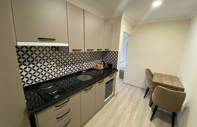 Rena Grand Residence & Suite - Photo 13