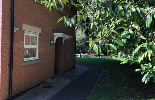 Stylish 3-Bedroom Home with Parking - Foto 10