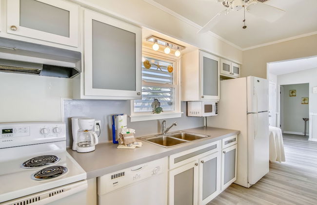 Betsy's Beachfront Cottage - Foto 12