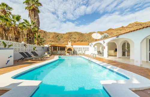 HORIZON VACATION HOME - Casa Feliz - Foto 1