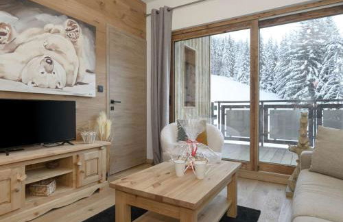 Appartement neuf skis aux pieds, 4 pers, Courchevel Moriond, balcon, parking, wifi - FR-1-631-131 - Foto 1