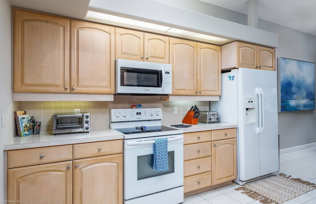 Nokomis Pool Home on the Canal - Foto 11