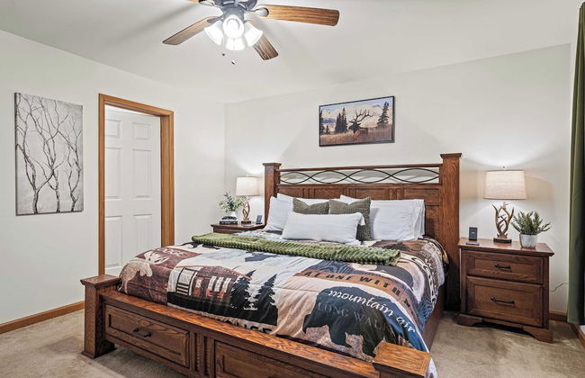 Mews Mountain House by Avantstay Walk to Beach, Hot Tub, Game Room - Foto 27