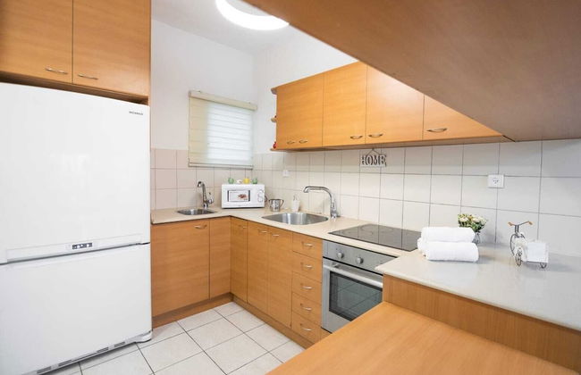 Art Apartment Near Mamila best Location 1 - Photo 8