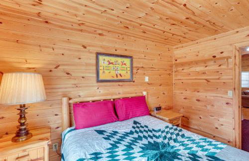 Hike, Ski, ATV and More Deadwood Cabin with Grill - Foto 17
