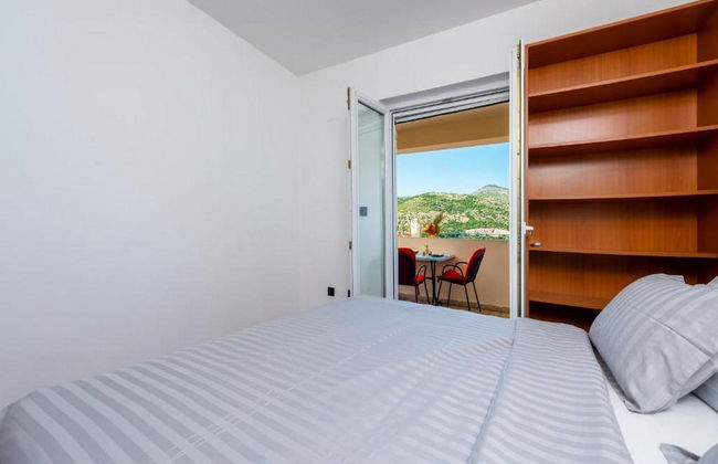 Apartments Meri & Karla - Photo 1