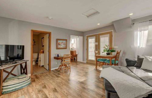 Cozy Guesthouse with view from large deck - Foto 6