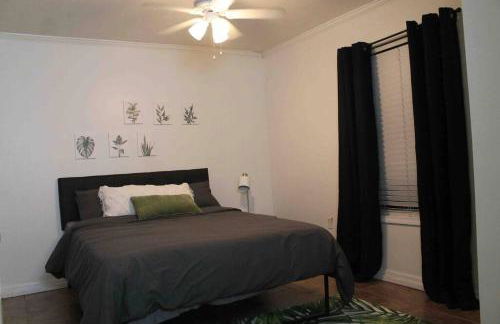 Discounted Cozy Home with Modern Amenities - Foto 1