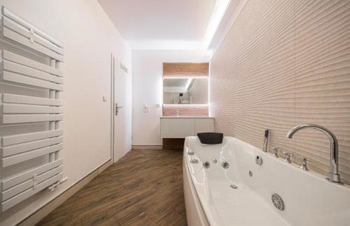 P1 Premium-Suite, 4 Zimmer, 105 qm, Parkplatz - Foto 11