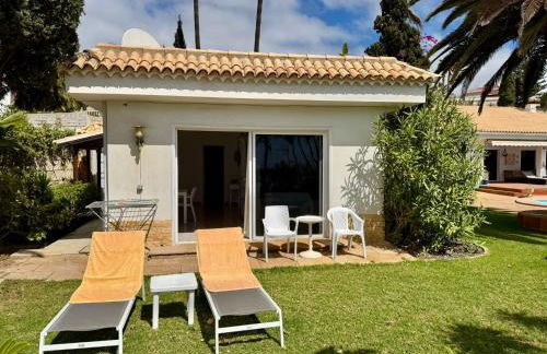 Villa Casa Lilo, en jardin grande,con una gran piscina, con pérgola y barbacoa - Foto 30