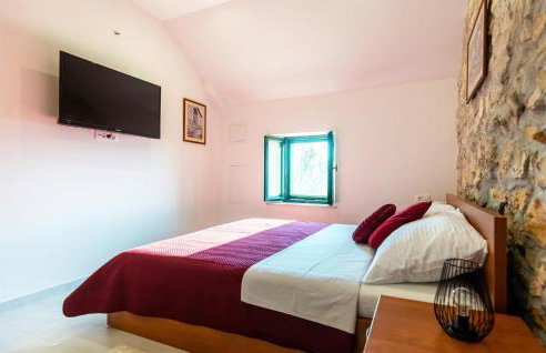 3 Bedroom Amazing Home In Vid - Foto 39