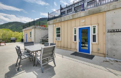 Central Lava Hot Springs Studio with Deck and Views! - Foto 25