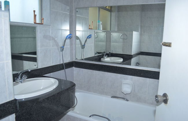 Ocean View Apartment - Foto 8