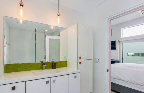 Far Far Away in Vista Las Palmas by ACME House Company - Foto 8