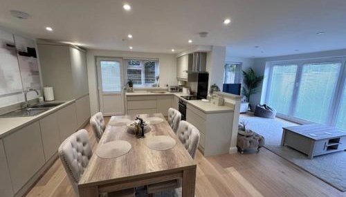 2bed Ground Floor flat + garden - Foto 5