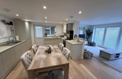 2bed Ground Floor flat + garden - Foto 5