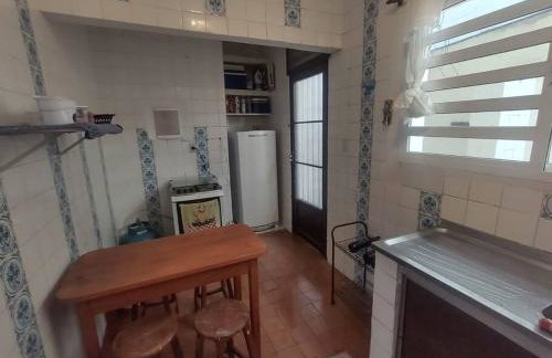 Casa Inteira 100 metros da Praia Localização Perfeita - Foto 9