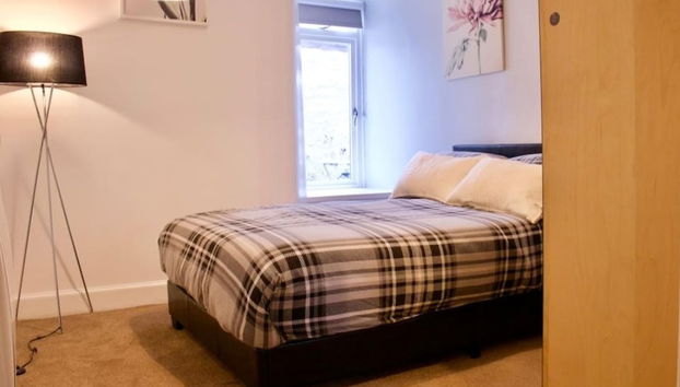 Unique two bed Main Door Flat at the Meadows - Foto 4, Habitación