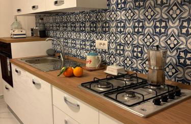 Villa with beautiful Private Garden & Breathtaking Sea View - Foto 7