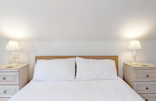 Hearnesbrook Barn , Emsworth - Photo 22