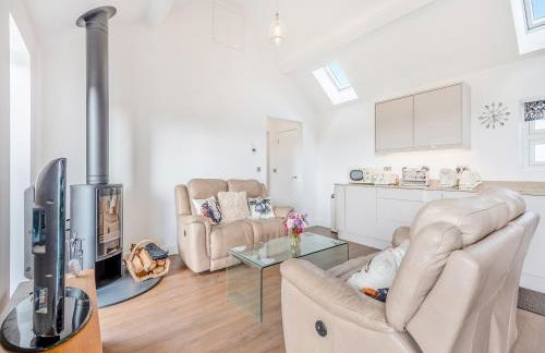 The Old Dairy - Photo 1