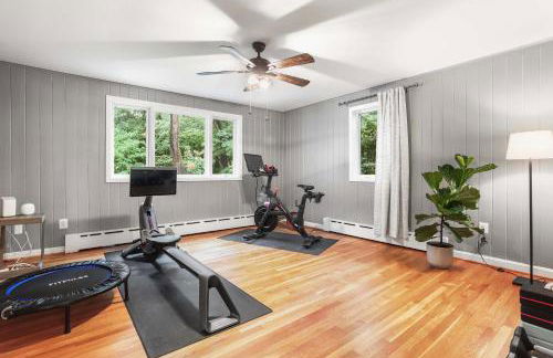 Sojourn Beautiful Home with Beach Access & Backyard - Foto 9